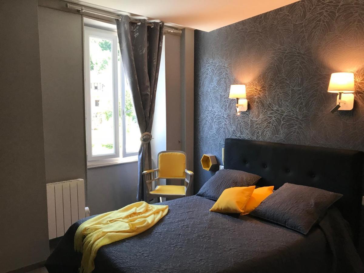 Auberge Saint Fleuret Эстен Экстерьер фото